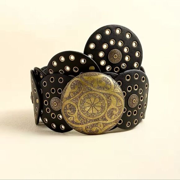 Black and Gold Women's Statement Belt - Picture 2 of 5